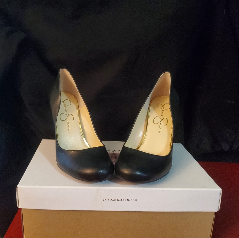 Jessica Simpson Black heels size 6.5